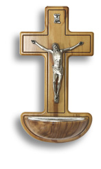 Bénitier en bois d'olivier avec crucifix